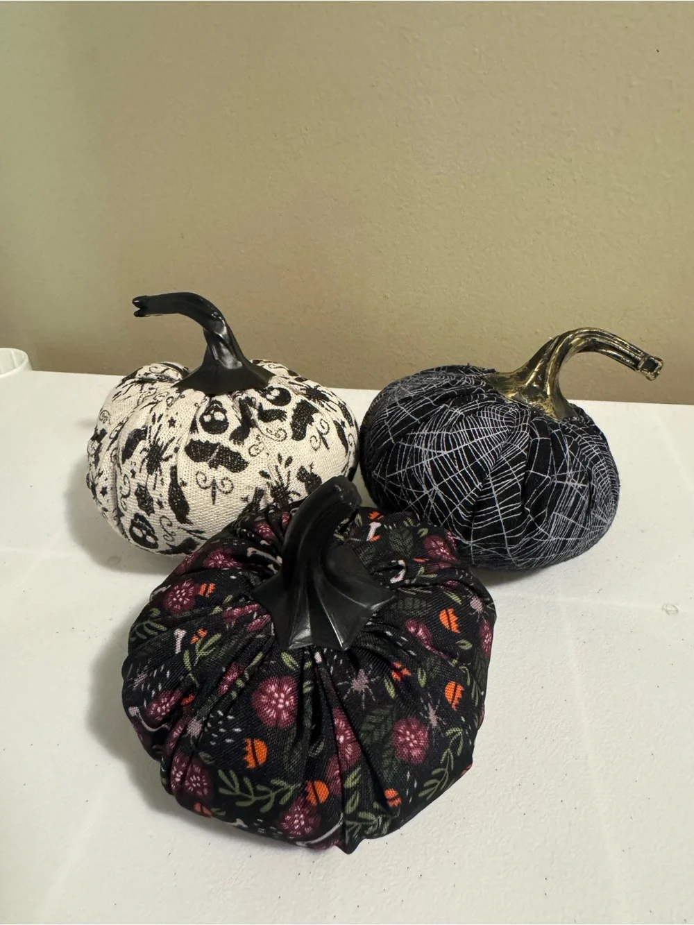 Fall Decorative Bundle Of 3 Small Plush Pumpkins